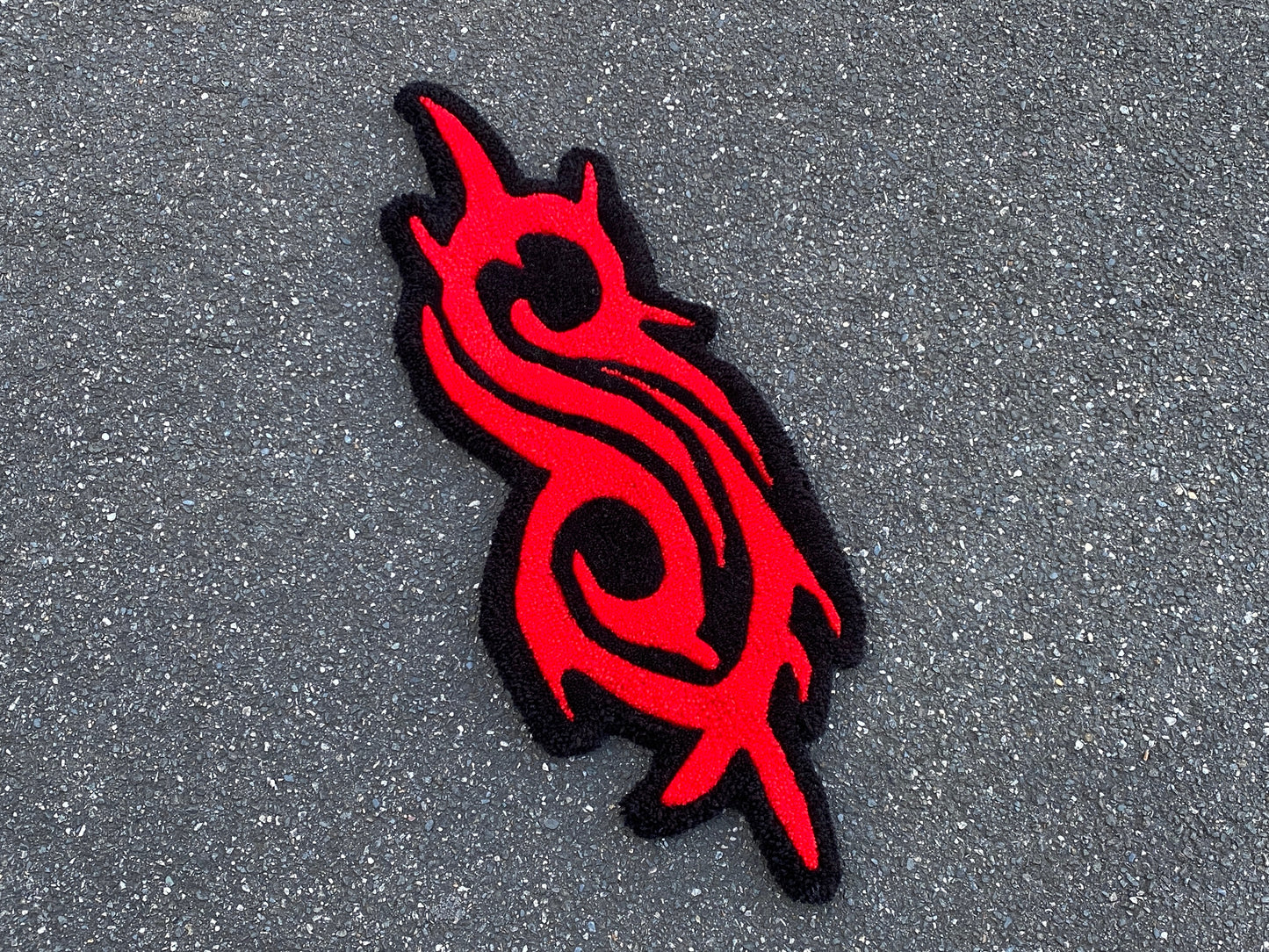 Maggot Rug